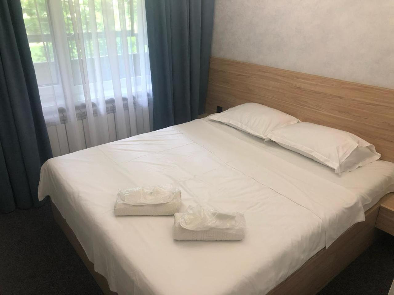 Mini Hotel Vesna Ντνιπροπετρόφσκ Εξωτερικό φωτογραφία