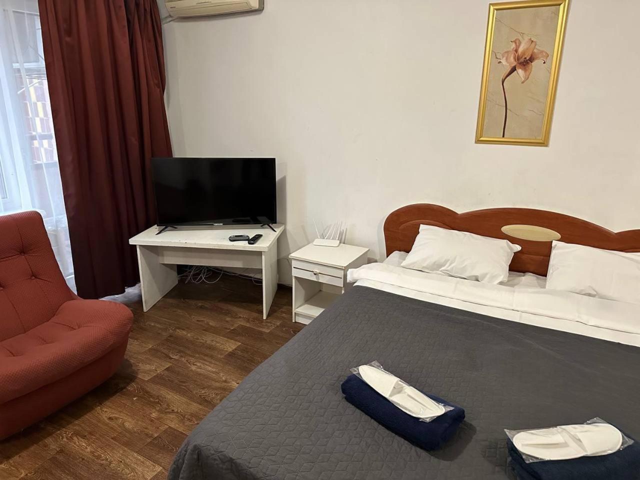 Mini Hotel Vesna Ντνιπροπετρόφσκ Εξωτερικό φωτογραφία