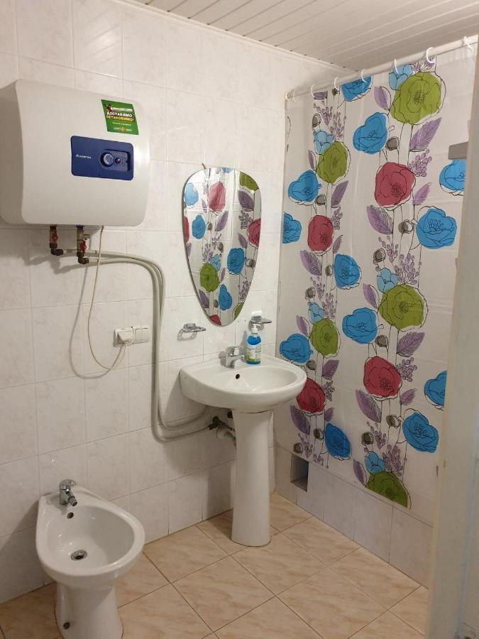 Mini Hotel Vesna Ντνιπροπετρόφσκ Εξωτερικό φωτογραφία