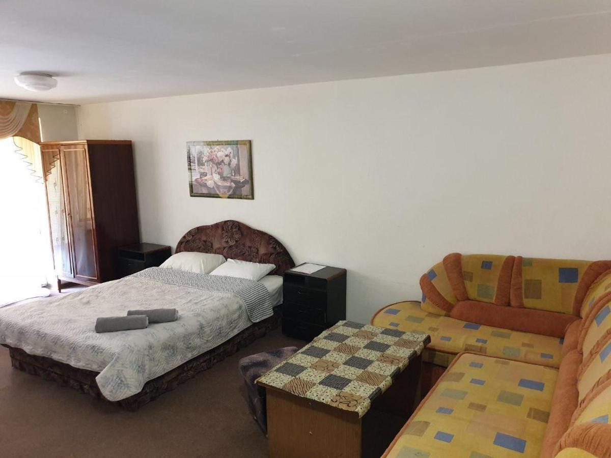 Mini Hotel Vesna Ντνιπροπετρόφσκ Εξωτερικό φωτογραφία